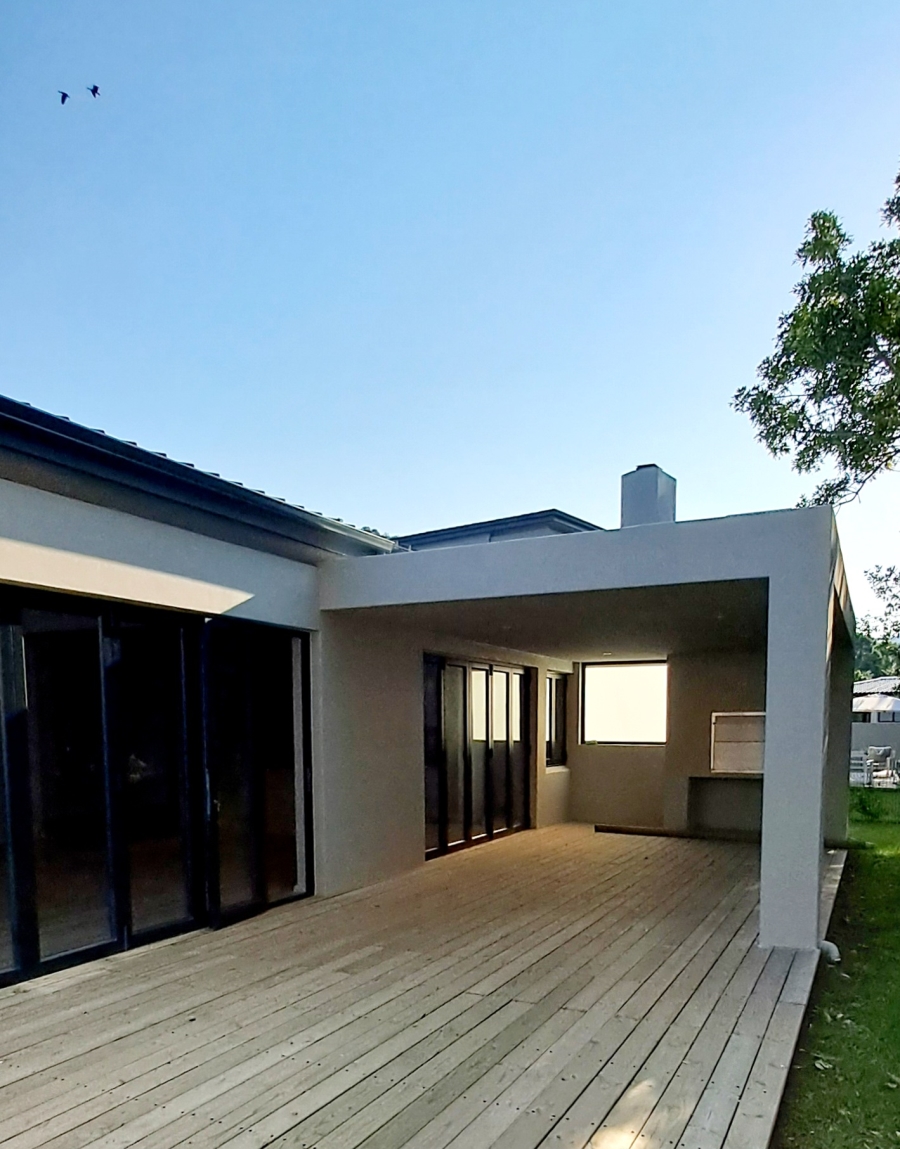3 Bedroom Property for Sale in Twin Rivers Western Cape
